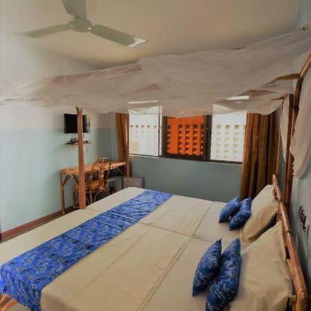 B&B Chez Rita Cotonou Bagian luar foto
