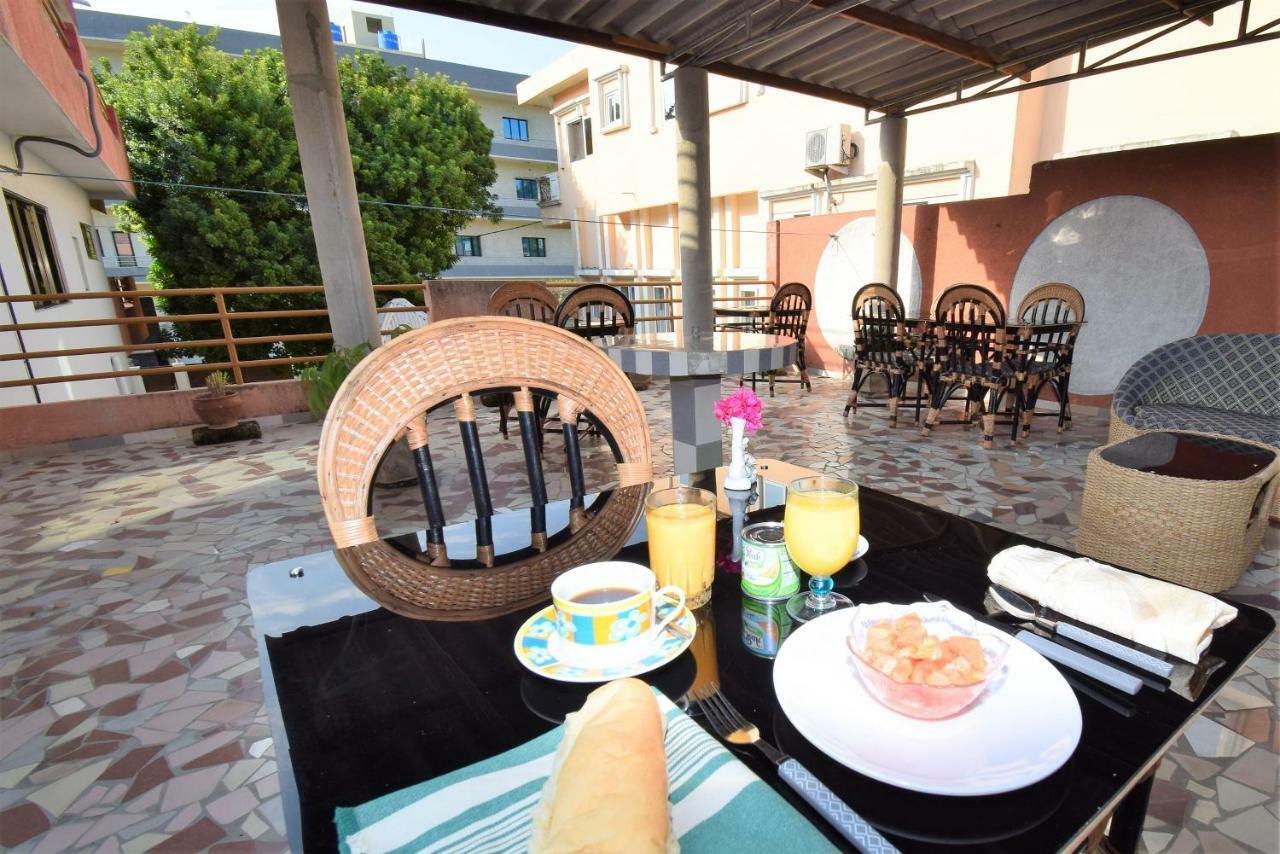 B&B Chez Rita Cotonou Bagian luar foto