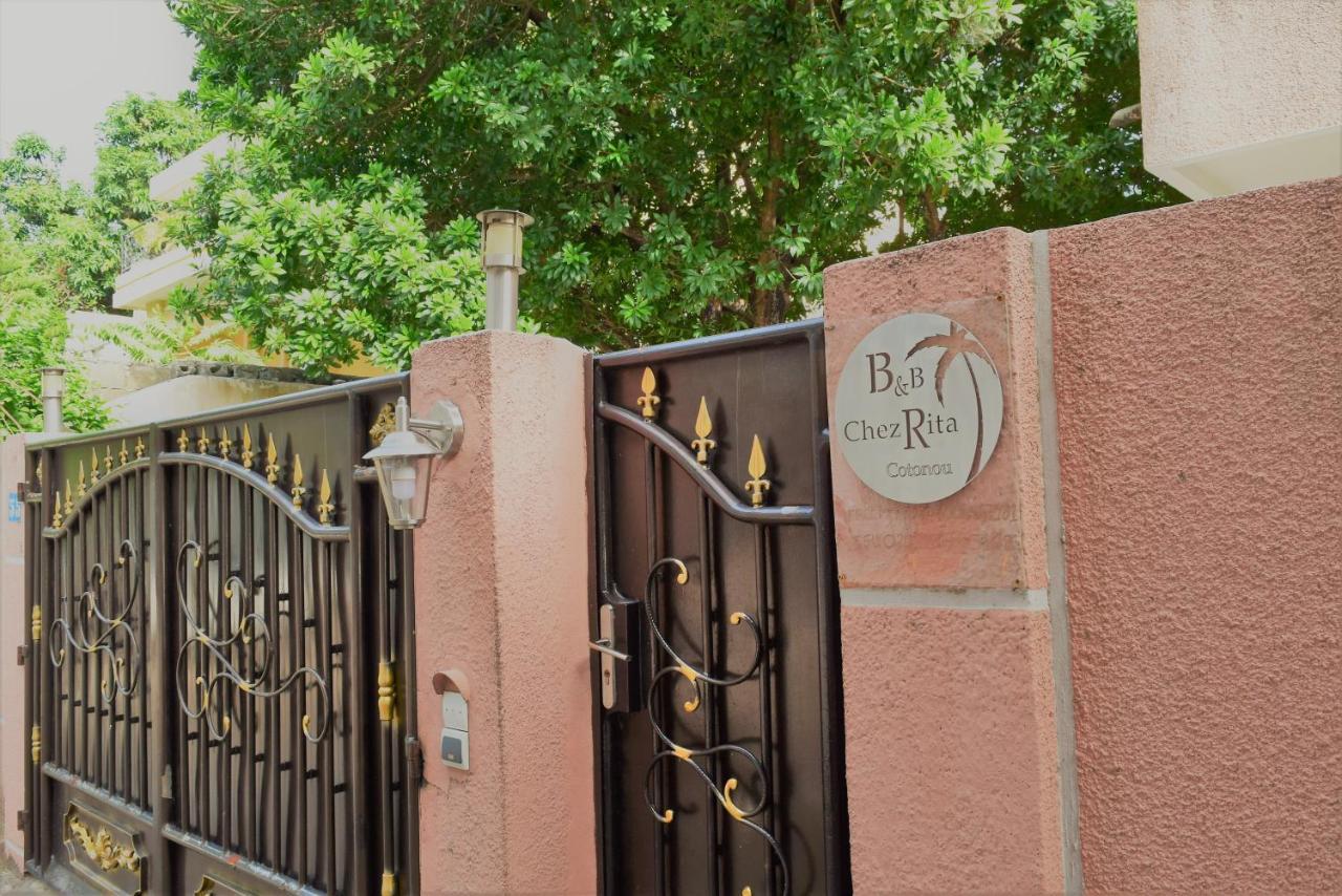 B&B Chez Rita Cotonou Bagian luar foto