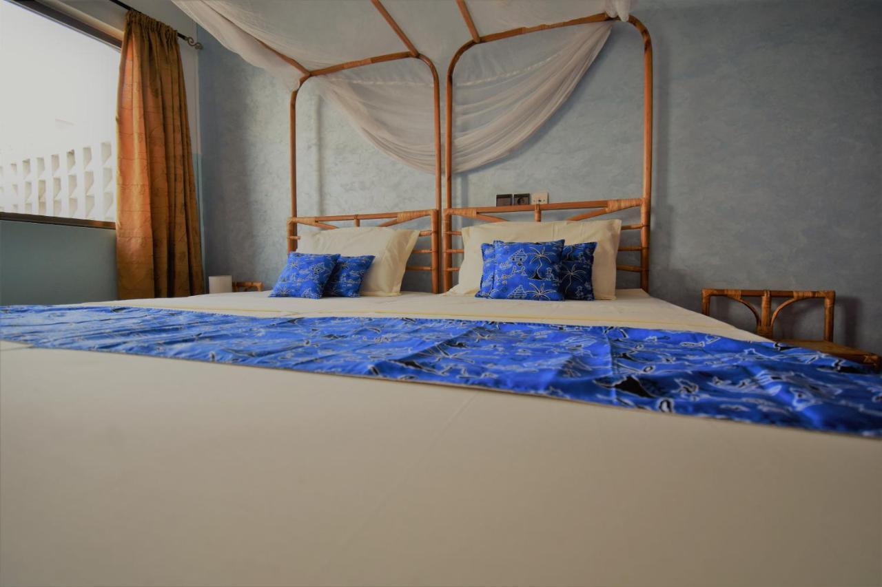 B&B Chez Rita Cotonou Bagian luar foto